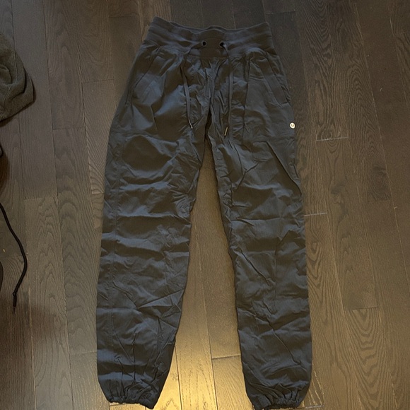 Graphite Lululemon dance pants - Picture 1 of 4